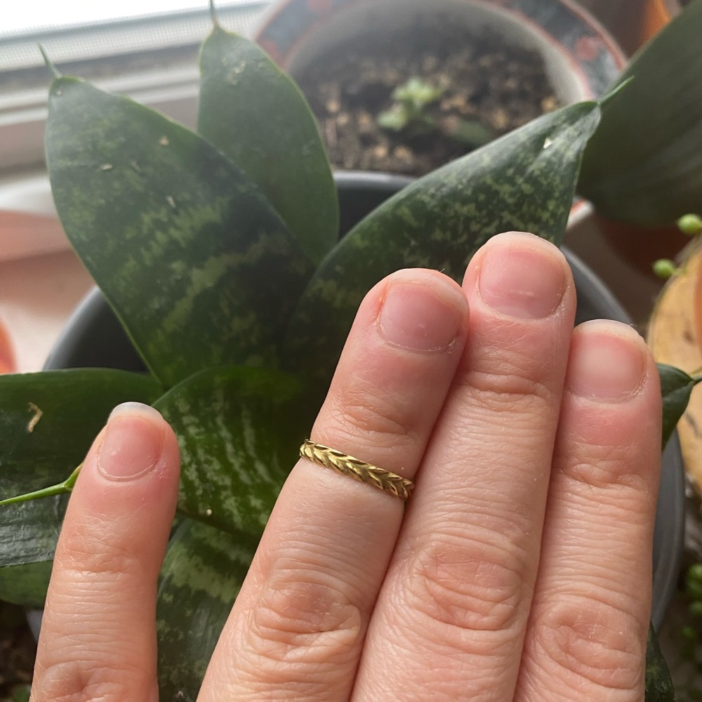 Elegant Gold Braided Ring size 3.5